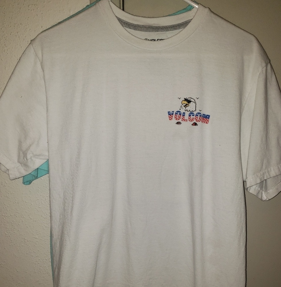 Mens volcom tee